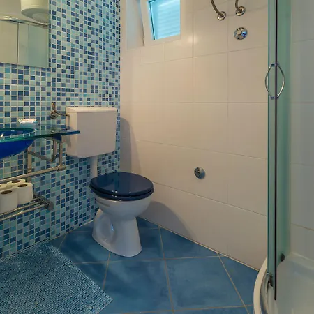 Traumhaftes Direkt Am Eigenen Mit Privatem Balkon, Meerblick, Klima, Wifi *