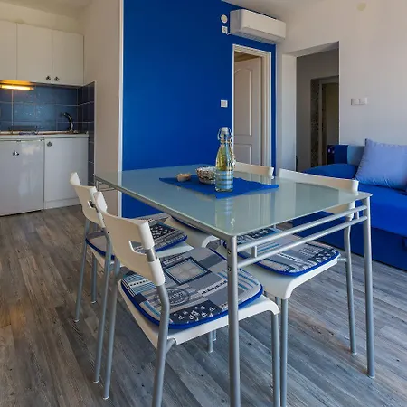 Apartman Traumhaftes Direkt Am Eigenen Mit Privatem Balkon, Meerblick, Klima, Wifi *