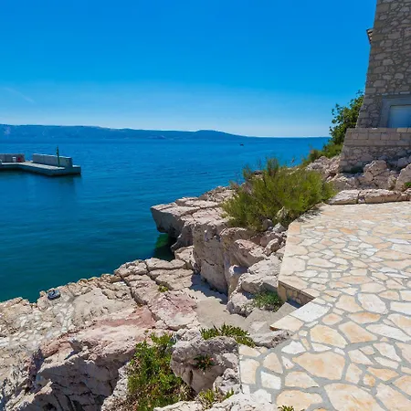 Traumhaftes Direkt Am Eigenen Mit Privatem Balkon, Meerblick, Klima, Wifi * Novi Vinodolski