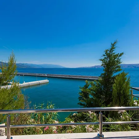 Traumhaftes Direkt Am Eigenen Mit Privatem Balkon, Meerblick, Klima, Wifi *