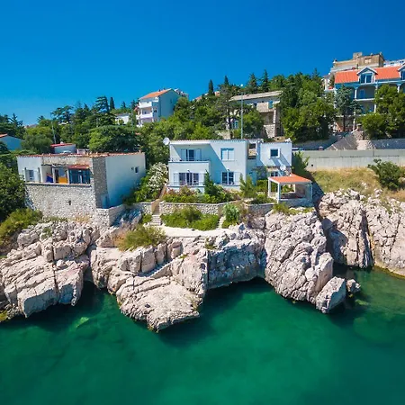 Apartament Traumhaftes Direkt Am Eigenen Mit Privatem Balkon, Meerblick, Klima, Wifi Novi Vinodolski